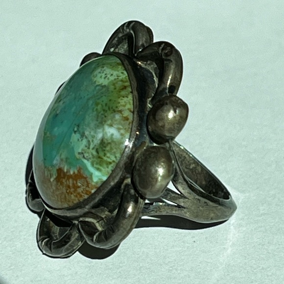 Statement Ring - Picture 9 of 14